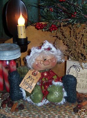 Primitive Mrs. Kringle Santa Ornie Doll Pattern #262  