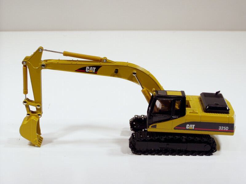 Caterpillar 325D Excavator   1/50   Shinsei   MIB  