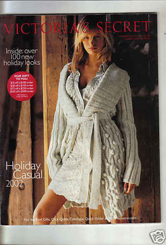 KAROLINA KURKOVA VICTORIAS SECRET 02 HOLIDAY CASUAL  